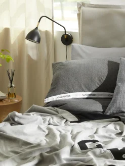 Applique grande orientabile con spina Valencia
