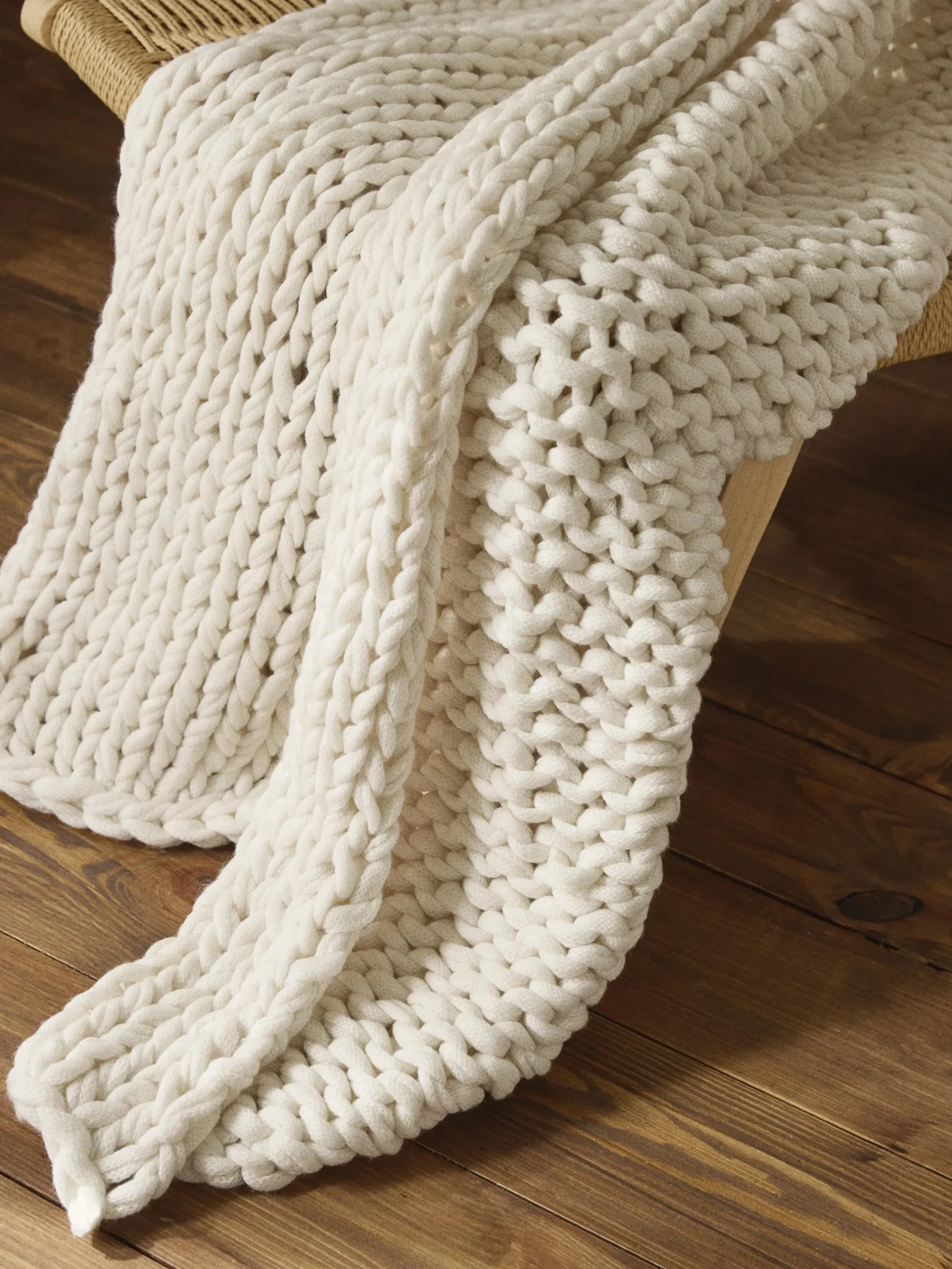 Coperta a maglia grossa fatta a mano Adyna