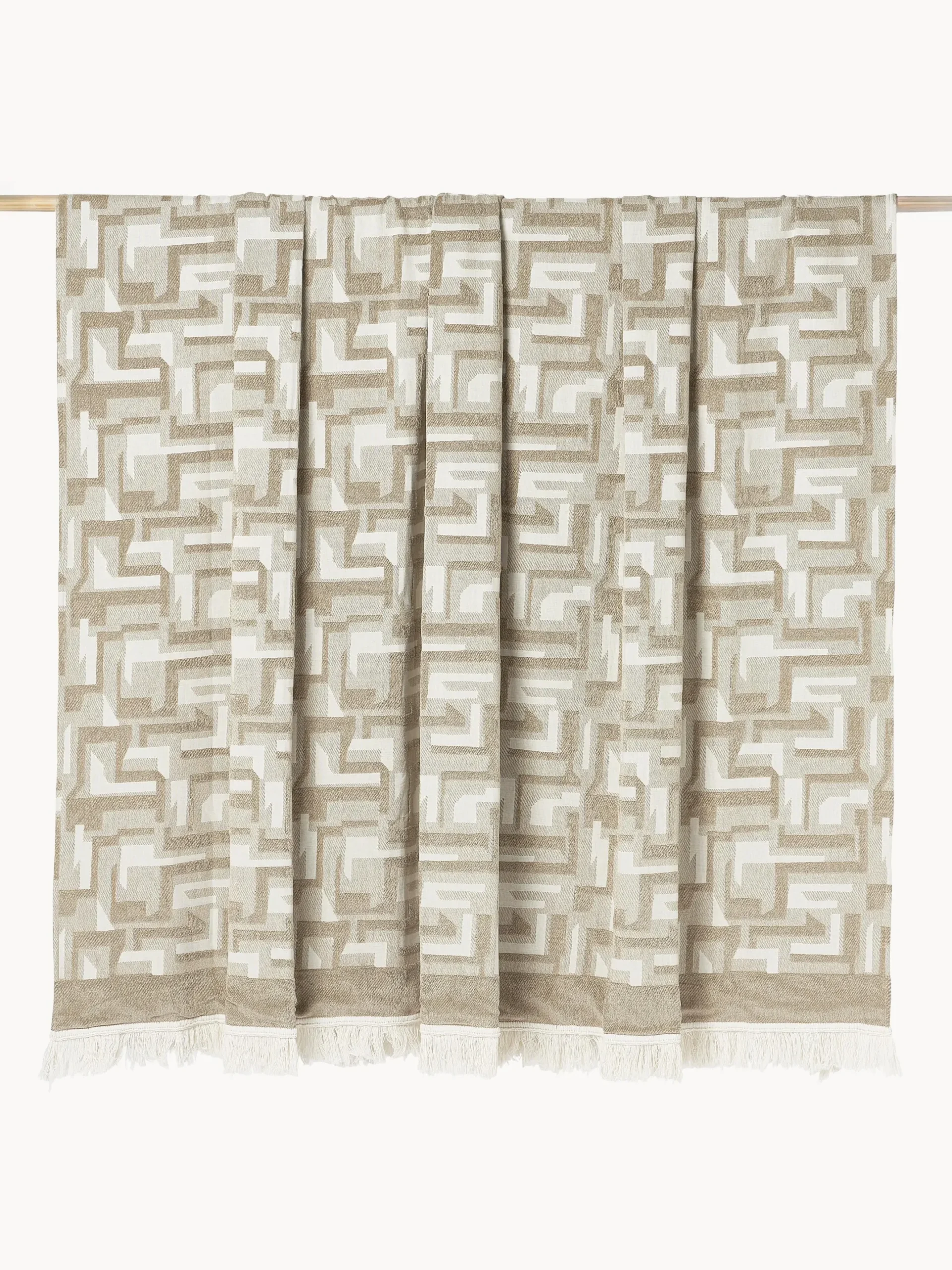 Copriletto jacquard con frange Fran