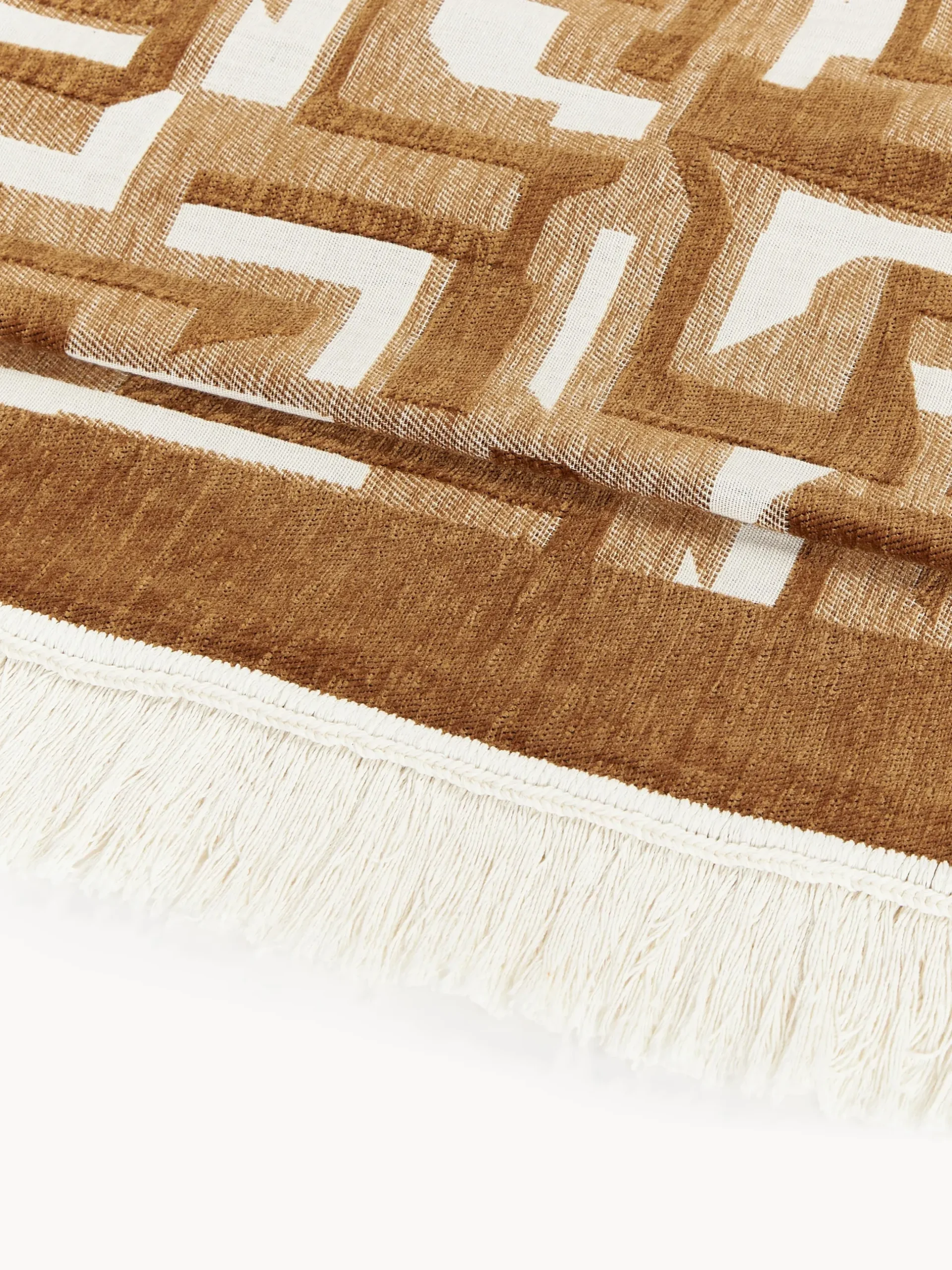 Copriletto jacquard con frange Fran