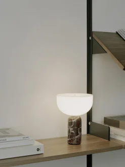 Lampada da tavolo piccola portatile a LED con luce regolabile Kizu