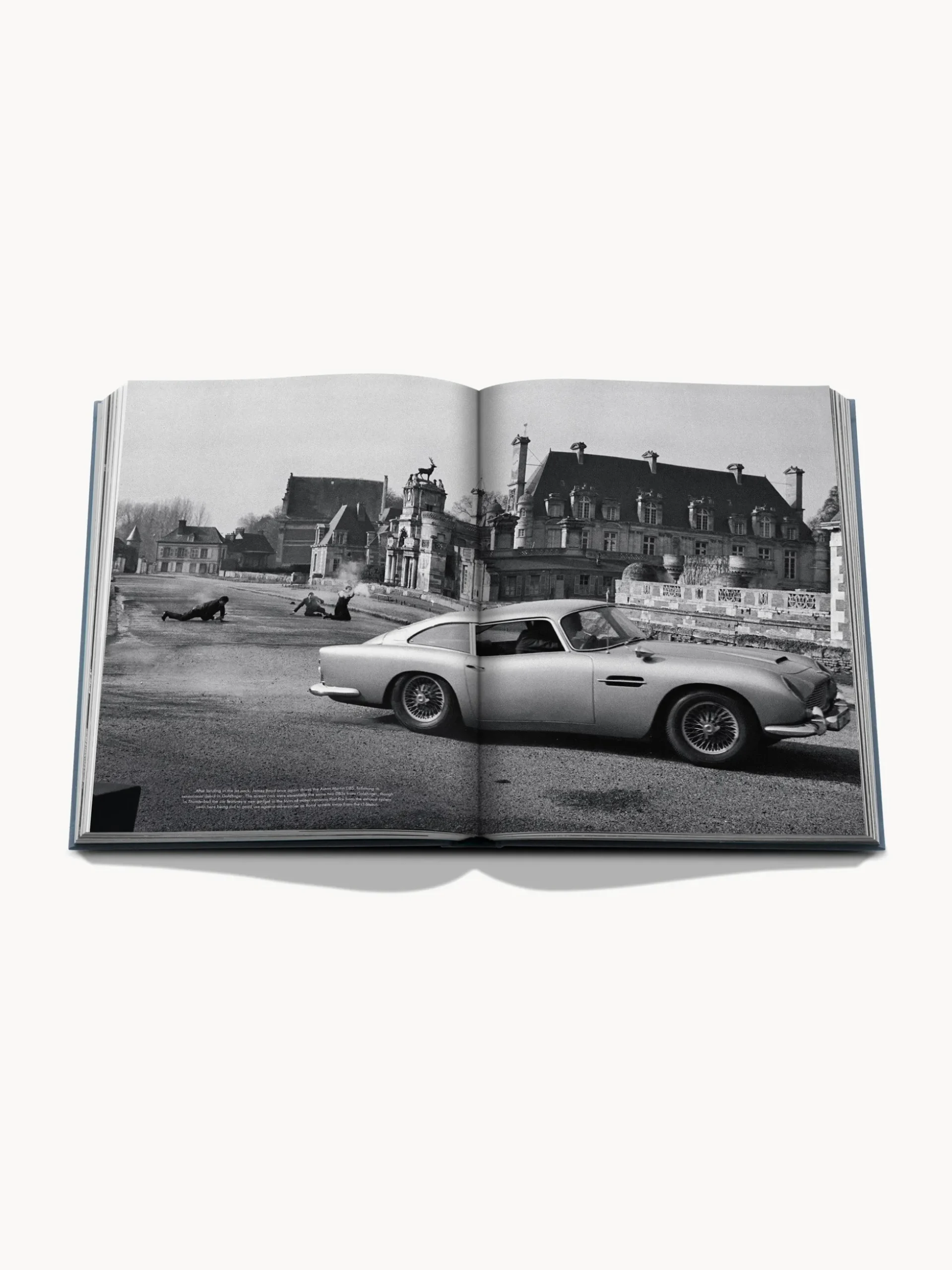 Libro da tavolino James Bond Cars