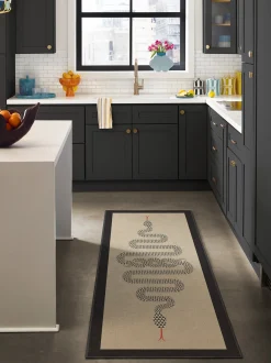 Passatoia a pelo corto lavabile Venom by Jonathan Adler