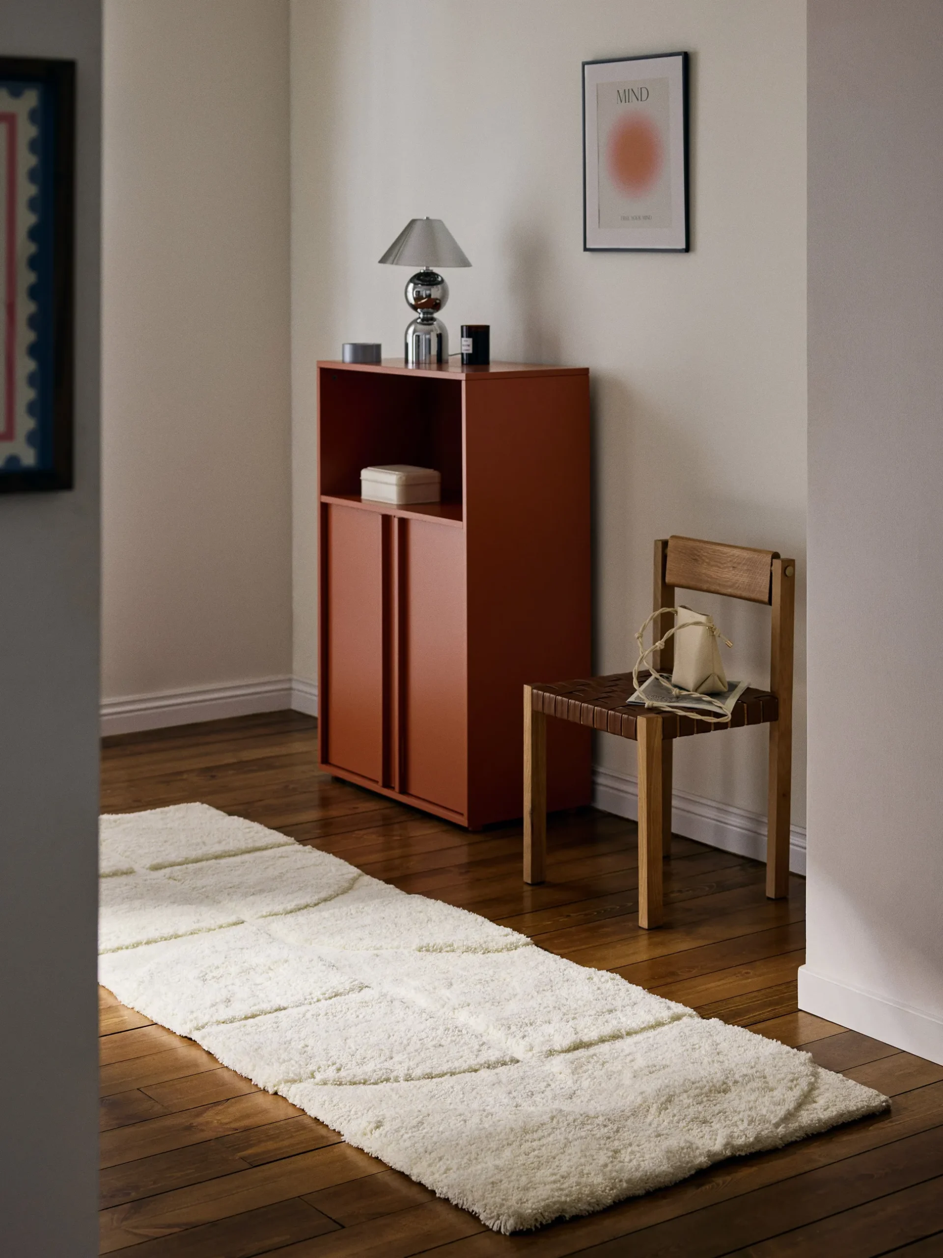 Passatoia soffice a pelo lungo con motivo in rilievo Jade