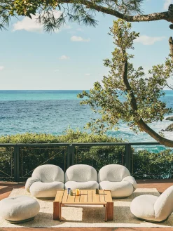 Poltrona da giardino girevole in bouclé Pacha