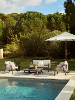 Poltrona da giardino in legno di acacia Lu