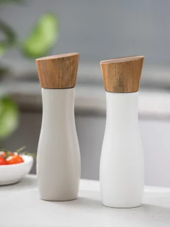 Set di macina sale e pepe con coperchio in legno di acacia Essentials 2 pz