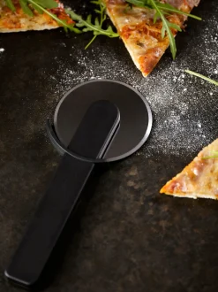 Tagliapizza in acciaio inox Singles